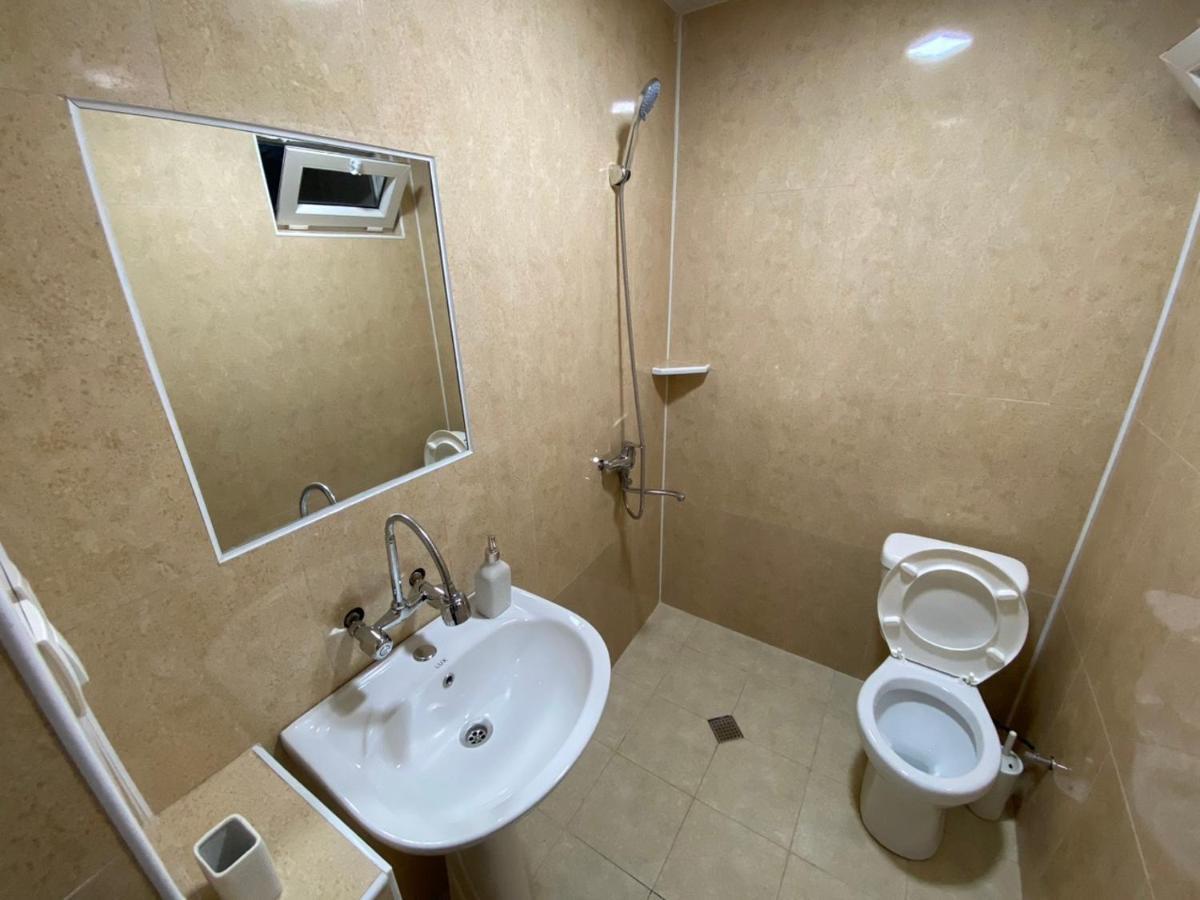 Guesthouse Luka Kutaisi Eksteriør bilde