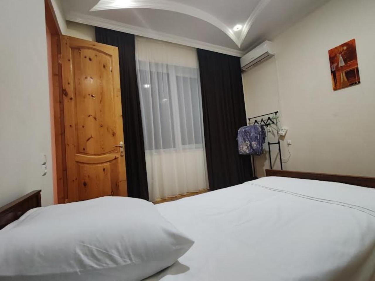 Guesthouse Luka Kutaisi Eksteriør bilde